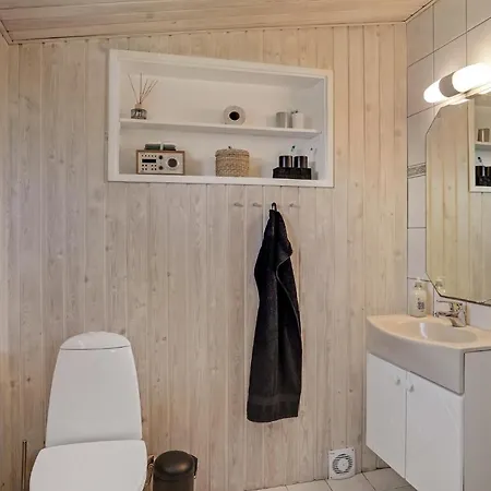 Holiday home 3 Bedroom Nice In *